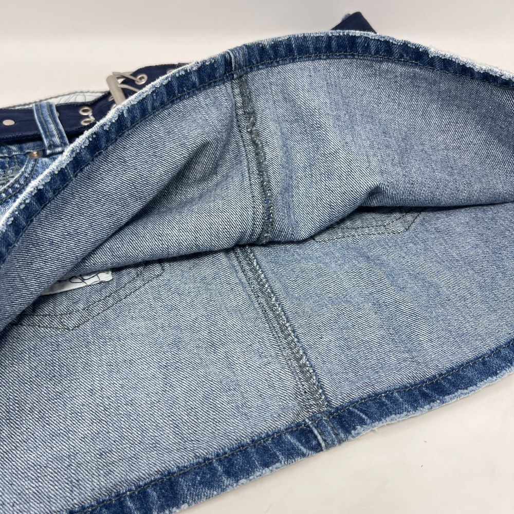 So Wear It Declare It Denim Stretch Mini Skirt With Belt Size 7 NWT - Picture 15 of 16